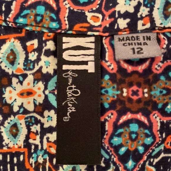 KUT from the kloth print long sleeved shirt dress with v neck and pockets - Picture 4 of 12